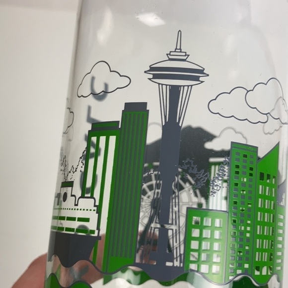 Seattle Glass Bottles Space Needle Collectable Decor Grunge Hipster Souvenir - Picture 10 of 16